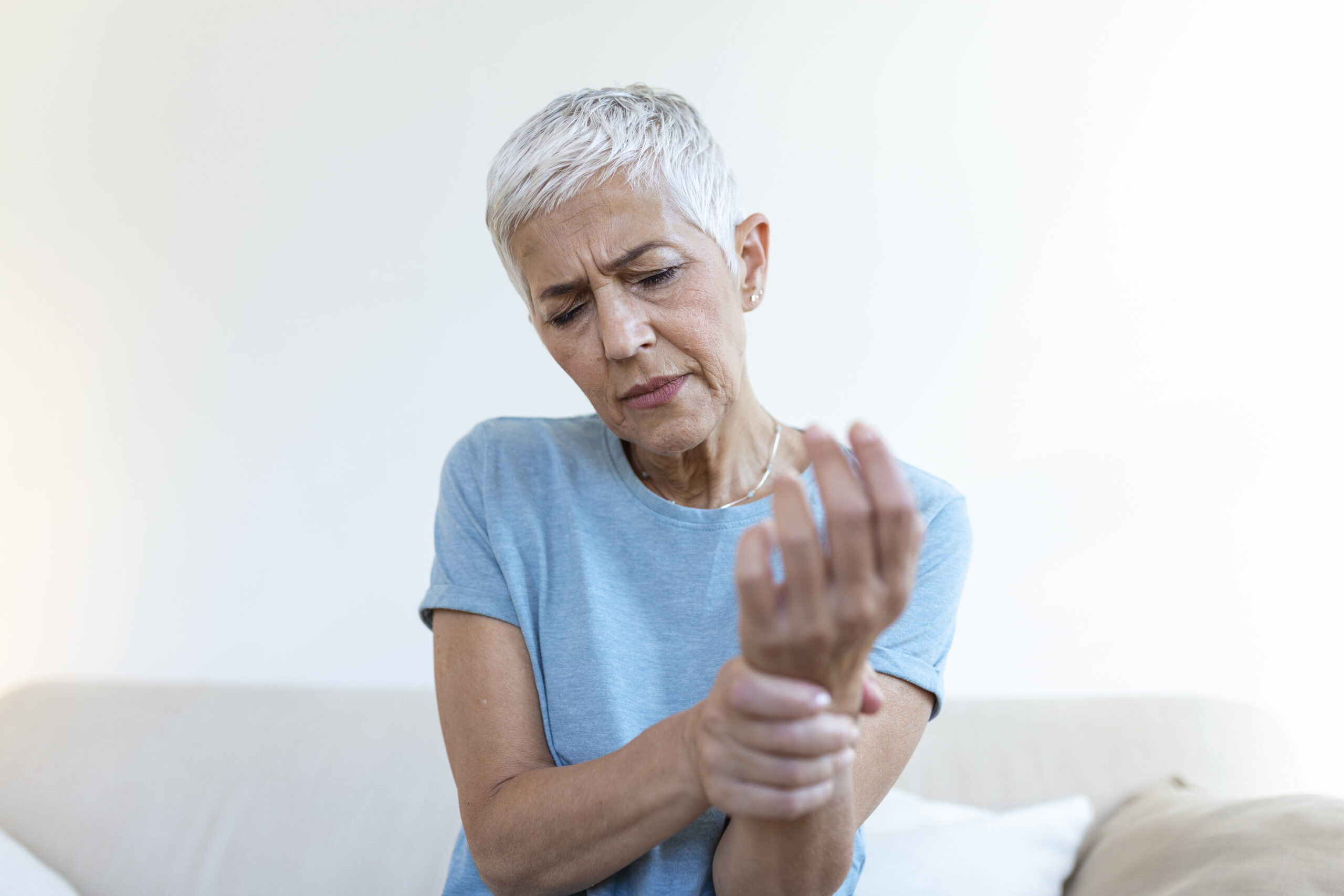 Red Light Therapy for Arthritis and Joint Pain Relief
